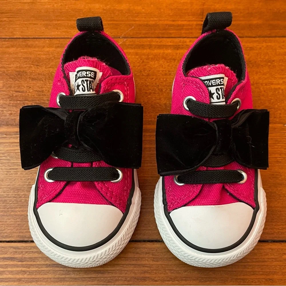 Pink Converse All Star Shoes w Black Velvet Bow Size 5